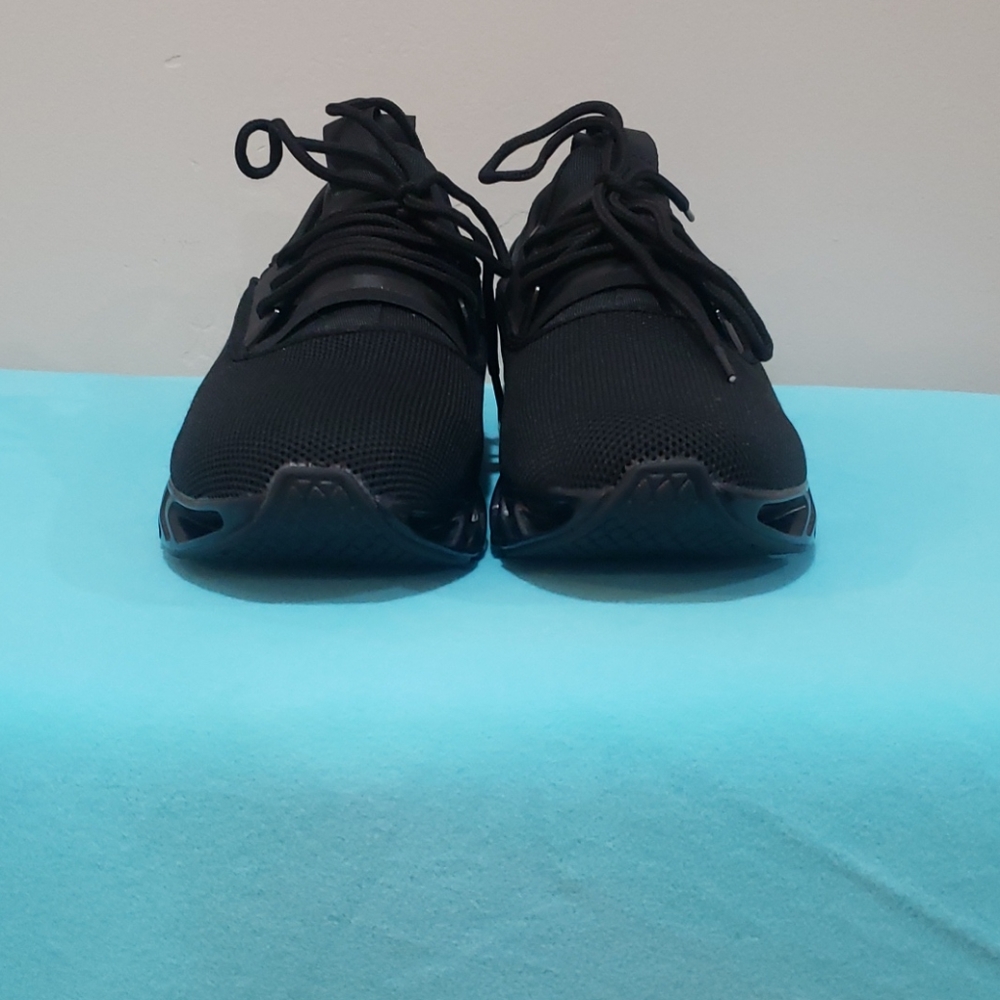 Cloud1 Black Sneakers - Picture 5 of 6